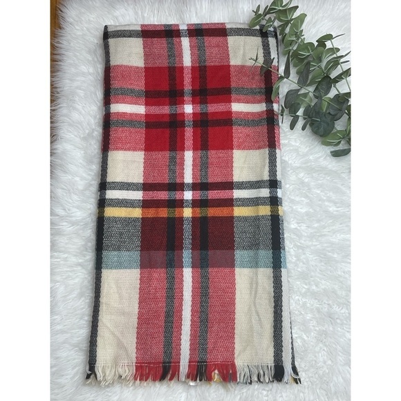 Accessory Depot Plaid blanket scarf with small fringes - Picture 3 of 8